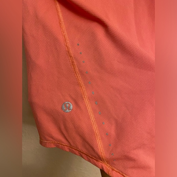 Lululemon top - Picture 4 of 4